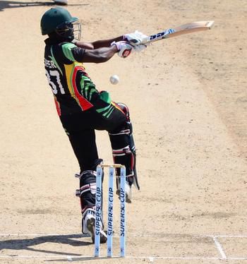 wiplayers's tweet photo. #GUYvCCC A good battle between bat and ball ensues at Kensington Oval, as Guyana are now 149/5 after 40 overs. Reifer is on 19 and Bramble 0.
CCC picked up two wickets in the last 10 overs. Chanderpaul went for 56 &amp; Rutherford 14. Carlos Brathwaite has so far bagged 2/24 https://t.co/RHgRHQWkM1