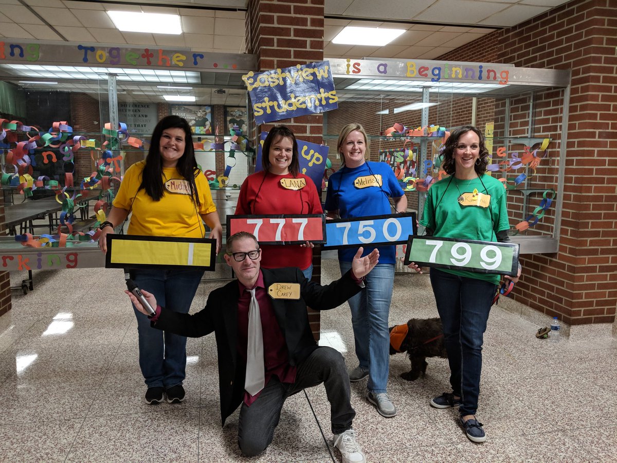 eastv_rams's tweet photo. Fall Fun from Friday!  A special thanks to our volunteers. #ramready https://t.co/C0SohkvqJL