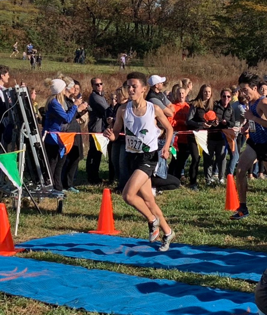 SHS_SoccerFans's tweet photo. KC likes our 2 sport athletes like Collin Riggins. Keep working hard on the soccer pitch and CC course! @criggs008 @staleysoccer @SHSFalcons @StaleyFalconClub @FalconSection @N2SportsStaley @FutureFalcons @Staley_StuCo @StaleyNews @Falcontrackxc @StaleyPrincipal @N2SportsStaley https://t.co/KxYotwXuL5
