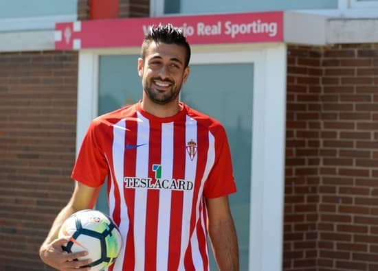 La exigencia del Sporting al Eibar para negociar por Álex Pérez ow.ly/yV8V101k8ln