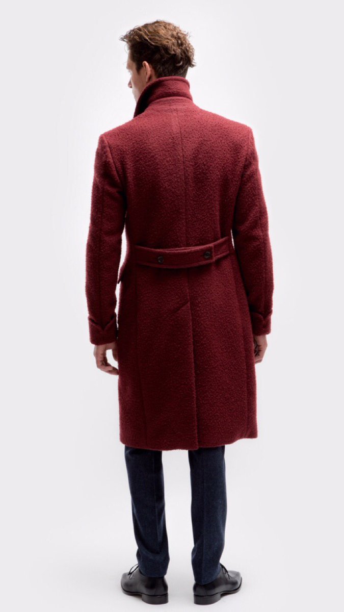 AndrewJMusson's tweet image. Our #mtm #overcoats take approx 4-6 weeks to produce like this maroon woollen double breasted overcoat with Ulster collar, half belt, patch pockets &amp;amp; turn back cuffs pictured here!#andrewjmusson #bespoke #tailor #lincoln #lincolnshire #luxury #menswear #thelincolnshiretailor