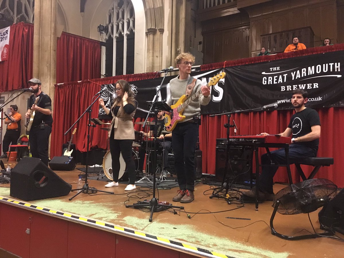 What a great gig on Friday @NorwichBeerFest. We had an amazing time. The crowd were lovely, singing & dancing throughout the set. Thanks to all the fantastic staff who volunteer to make it such a great week. Massive thanks to Paddy for booking us, Andy for the sound.