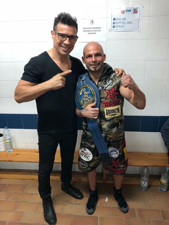 MartnezKiko's tweet image. Mil gracias a todos por el Apoyo recibido. fue una pelea muy dura con un rival muy valiente y con mucho corazón. Solo daros las gracias a todos por los ánimos recibidos. Ya en casa con la familia gracias a dios