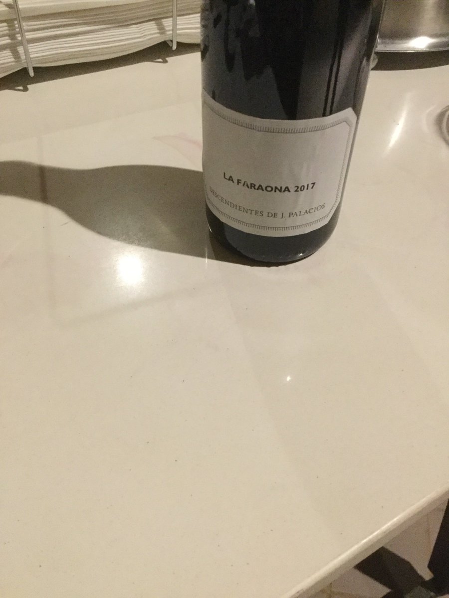 muladhara's tweet image. #DJPalacios:#Bierzo: @winewankers @nineov @DemiCassiani @Chetanshrimal @KelvinWineTherm @pietrosd @luribea68 @mitchellyoung19 @nicottorres1 @champodelux @saranstm @SteveKubota @lebonvinfr @malena_ky @BibendaAssisi @mindanao55 @Oberreimer @DominiqueHornig @Specmonkey @winegal57