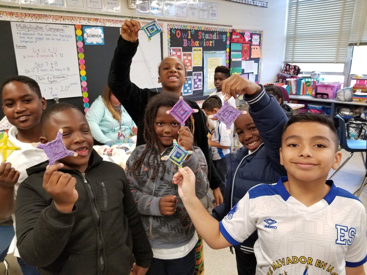 Carrollton students were immersed in cultural activities during Hispanic Heritage Day!