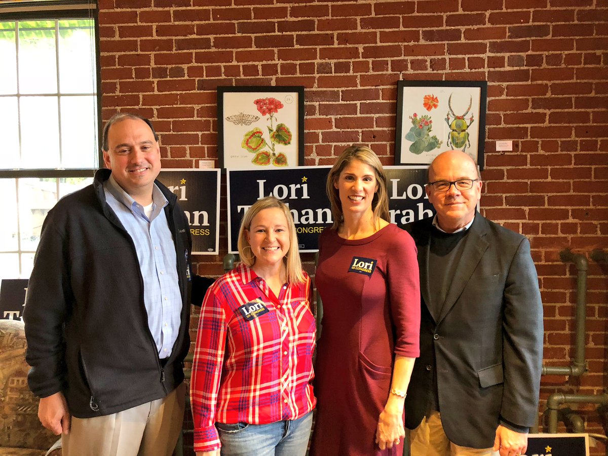 LoriTrahanMA's tweet photo. Huge thanks to a great group of canvassers who joined @RepMcGovern, @DWGregoire, @JamieEldridgeMA and myself in Marlborough for our door knocking kick off! https://t.co/pnIUYB6AuB