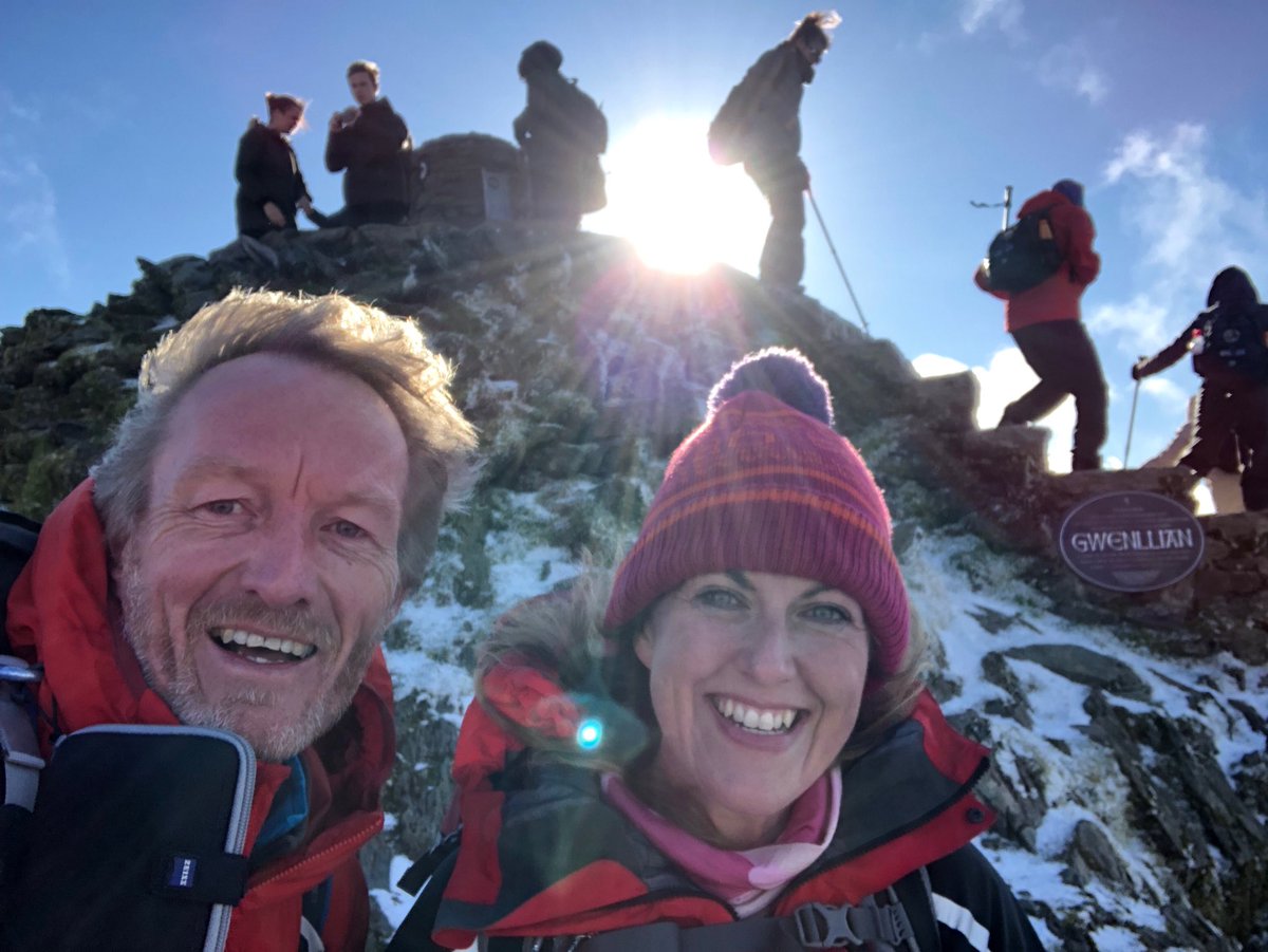 Gareth Everett tweet media