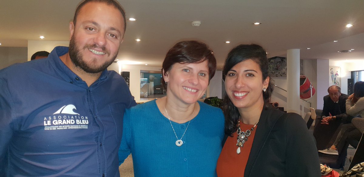 hand_nord's tweet photo. #TeamMNHB Marion (@hand_nord) et Brahim (Grand Bleu) Échange sur leurs différents projets et leur difficulté avec @RoxaMaracineanu Ministre des sports @richardmironLR @Prefet13 Cc @bbarbusse @DominiqueCrochu @CapAuNord https://t.co/y2L5lKwrTh