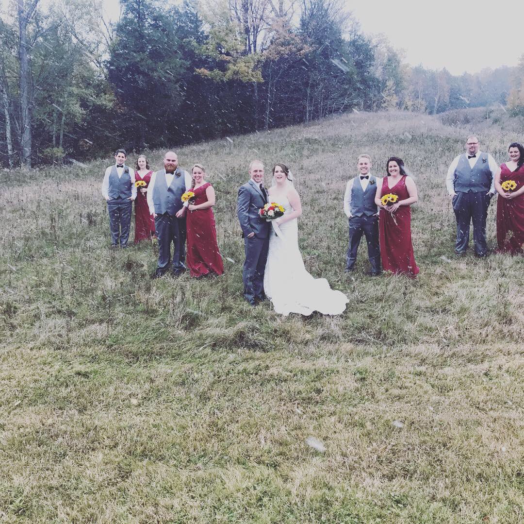 TheRanchResort1's tweet photo. Our last wedding of the season was beautiful!!! It snowed at just the right moment 💍
Congratulations Allysha and Drew https://t.co/kfsGhDtlRb