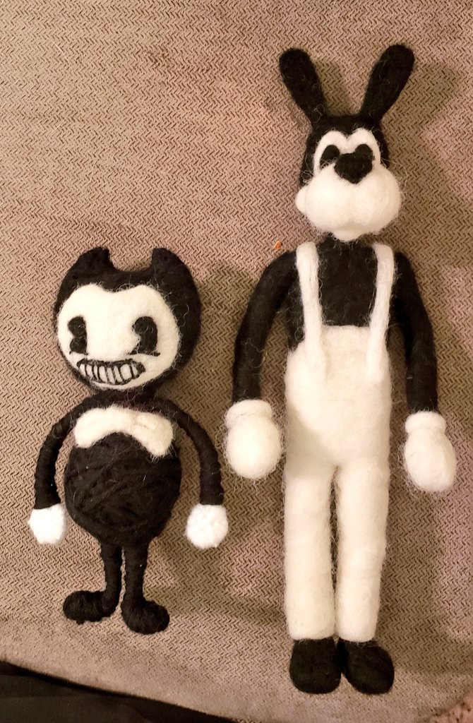 He's finished!!

Now... Do I attempt Alice Angel, too?? 🤔🤔🤔

#Bendy_and_the_ink_machine #BendyChapterFive #Boris #etsy