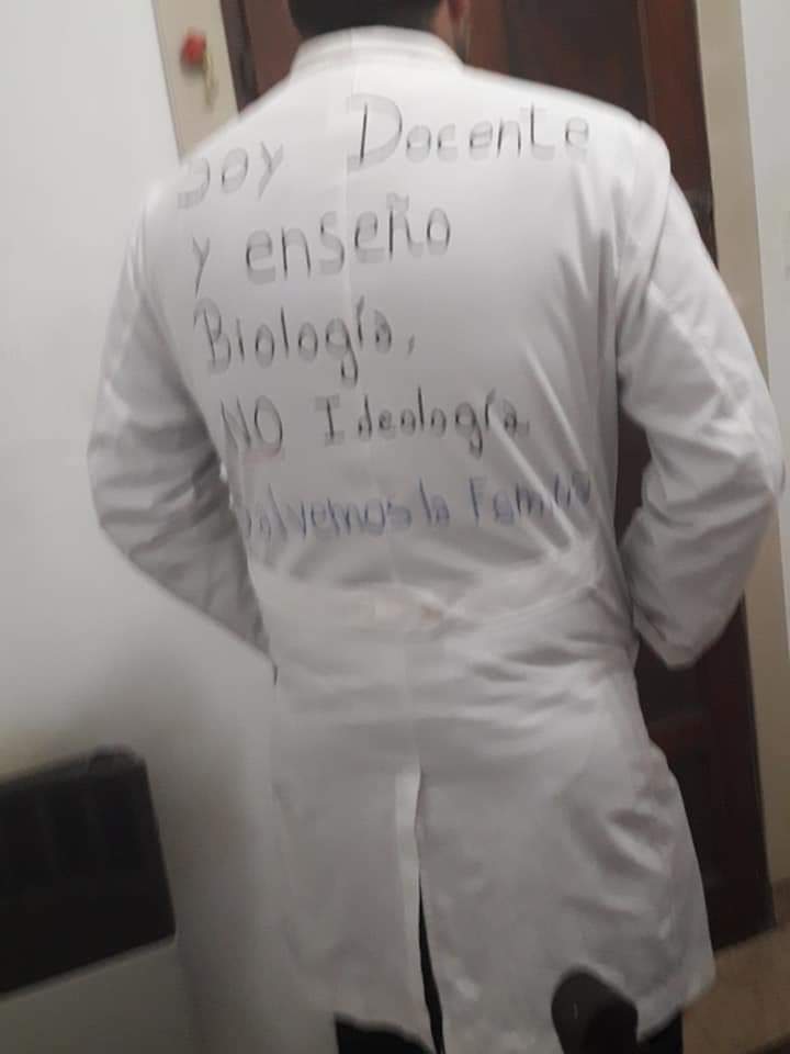 martucontadora's tweet photo. Orgullosa de vos tichu Matias sos TT 🥇🥇🥇🥇🥇🥇🥇#SoyDocente #NoALaIdeologiaDeGenero #ConMisHijosNoTeMetas #NoAdoctrinamiento #SalvemosLasFamilias https://t.co/3ORxmuulrS