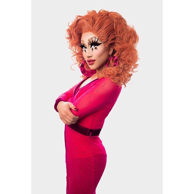 YuhuaOfficial's tweet photo. "On Wednesdays, we wear pink."
Photo by: @davidelaffe @welovequeens
Hair by: @katybaehm @baehmbaehmwigs
Lashes by: @sabrina_laurence
#dragqueen #lgbt #gay #dragrace #rpdr #rupaulsdragrace #yuhuahamasaki #davidelaffe #welovequeens #blondechicks #blonde … https://t.co/9qg1nmVqHC https://t.co/pZcCJN3Y4j