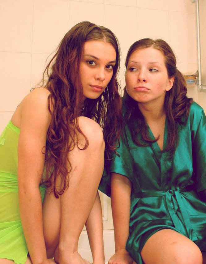 PACKSxMEGA2's tweet photo. 2 chicas!!!

Disfruten de esta dos bellezas
Que esperan para descargarlo....
#pack #tijeras 

Pack completo aquí:
(Mega)
https://t.co/xILJwkbuDf https://t.co/OSYZVKANzH