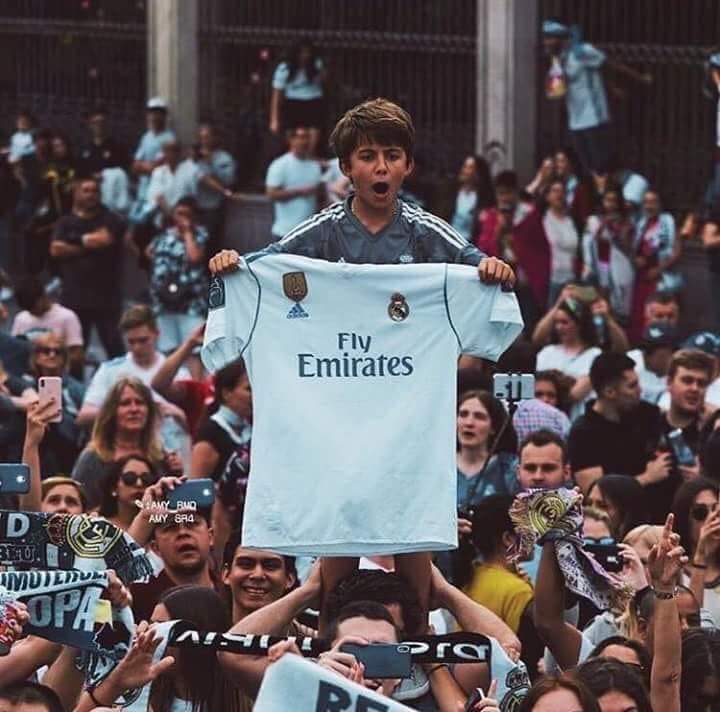 kicooreeed's tweet photo. -Hard Days but Still HALA MADRID Till the End ❤️❤️❤️
#RealMadrid https://t.co/b0pRNbTMDO
