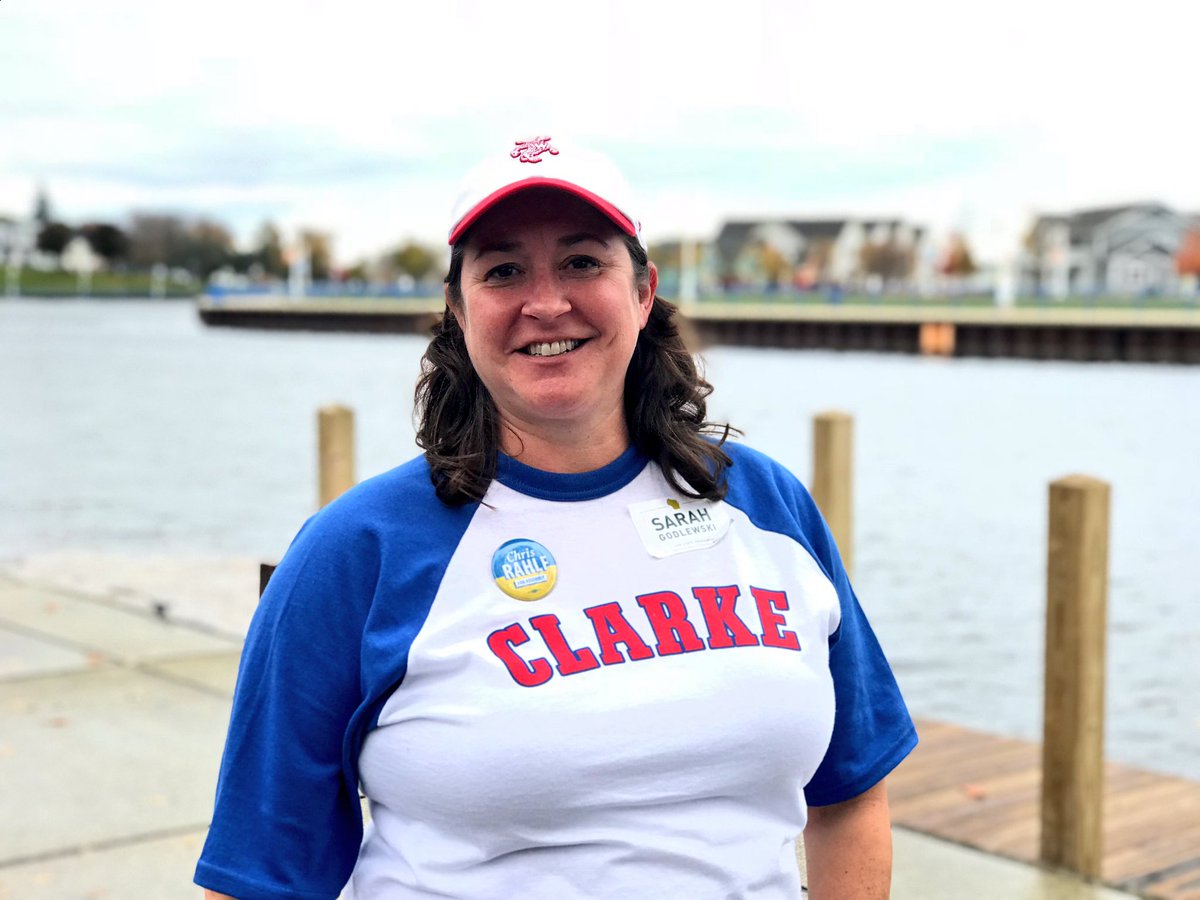 benwikler's tweet photo. Just had a bite with Rebecca Clarke—@Clarke4WI—who is running for State Assembly district 26. She’s one of the wave of tough, awesome women running for office in WI and nationwide. There’s a great story behind her baseball jersey style campaign shirt: https://t.co/BpbnHcQXUP