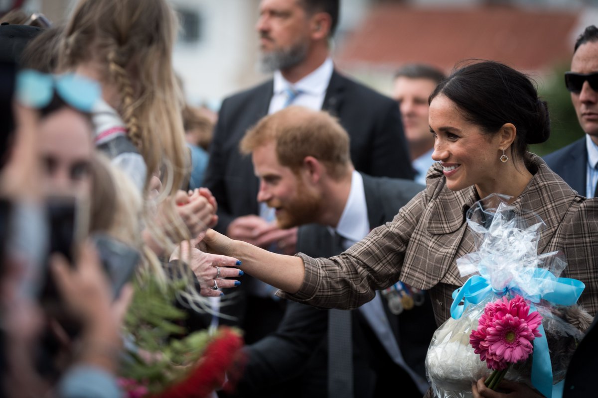 Wellingtonnz's tweet photo. To say Wellington is a little excited about the #RoyalVisit is a bit of an understatement! The Sussexes are on their 2nd day in Welly, with formalities under their belt during Sunday's visit to @GovGeneralNZ and #Pukeahu. Stay tuned for the much anticipated visit to #MaranuiCafe! https://t.co/gZvEAbOhHb