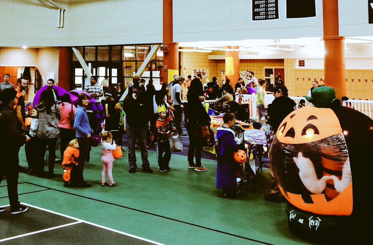 Heidi Jaynes (@14mann1) on Twitter photo A huge THANK YOU to all the <a href="/CarletonKnights/">Carleton Knights</a> student-athletes & coaches who made our 20th Halloween “Knight” Carnival a huge success again! New record attendance - 752 kids and adults from our community! 🎃 👻 A huge THANK YOU to all the <a href="/CarletonKnights/">Carleton Knights</a> student-athletes & coaches who made our 20th Halloween “Knight” Carnival a huge success again! New record attendance - 752 kids and adults from our community! 🎃 👻