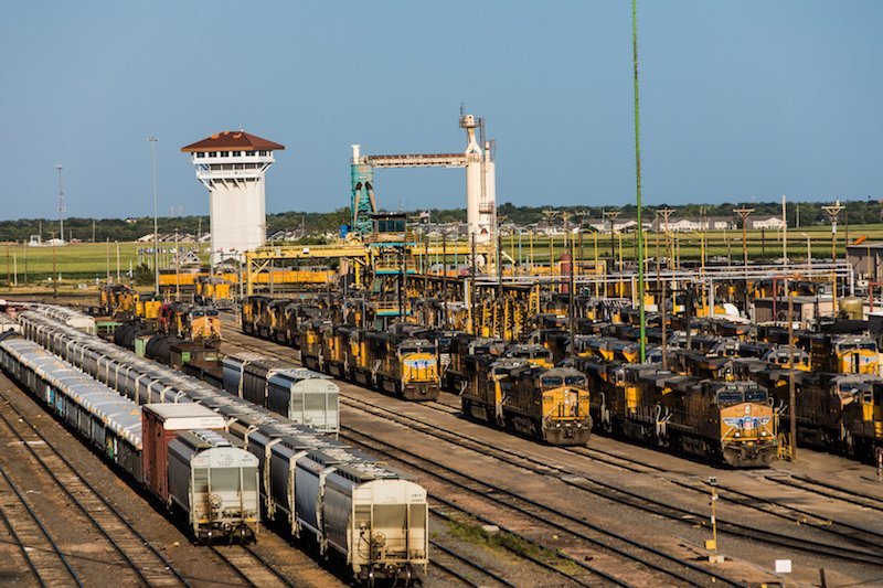 All tRAILS lead to the Golden Spike Tower for a weekend of family fun! #ExploreTheRailyard #UNOSocialMediaClass