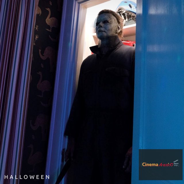Laurie Strode se encuentra con el asesino  🔪más temido de la ciudad para vengar aquella noche de 🎃 #Halloween🎃 
🔹🔹domingo 28 de octubre 23:05 hs lunes 29 y martes 30 de octubre 22:35 hs 🔹🔹
#Halloween #terror #CinemaAmerico