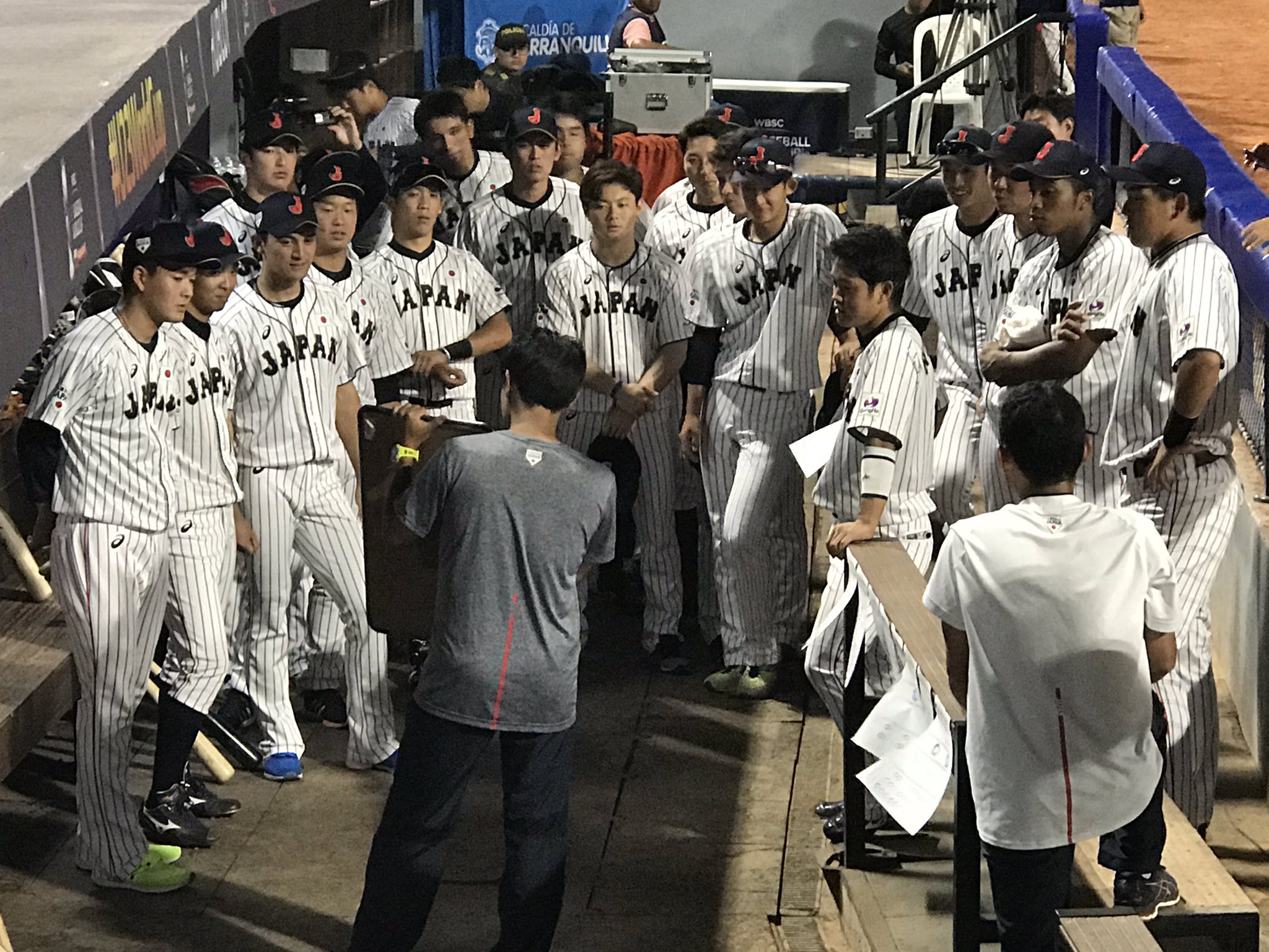 Sports Bstbs V Twitter U23野球ワールドカップ決勝戦 日本vsメキシコ 試合前の日本ベンチ この後いよいよ試合開始です Bs Tbsではこのあと9時から生中継