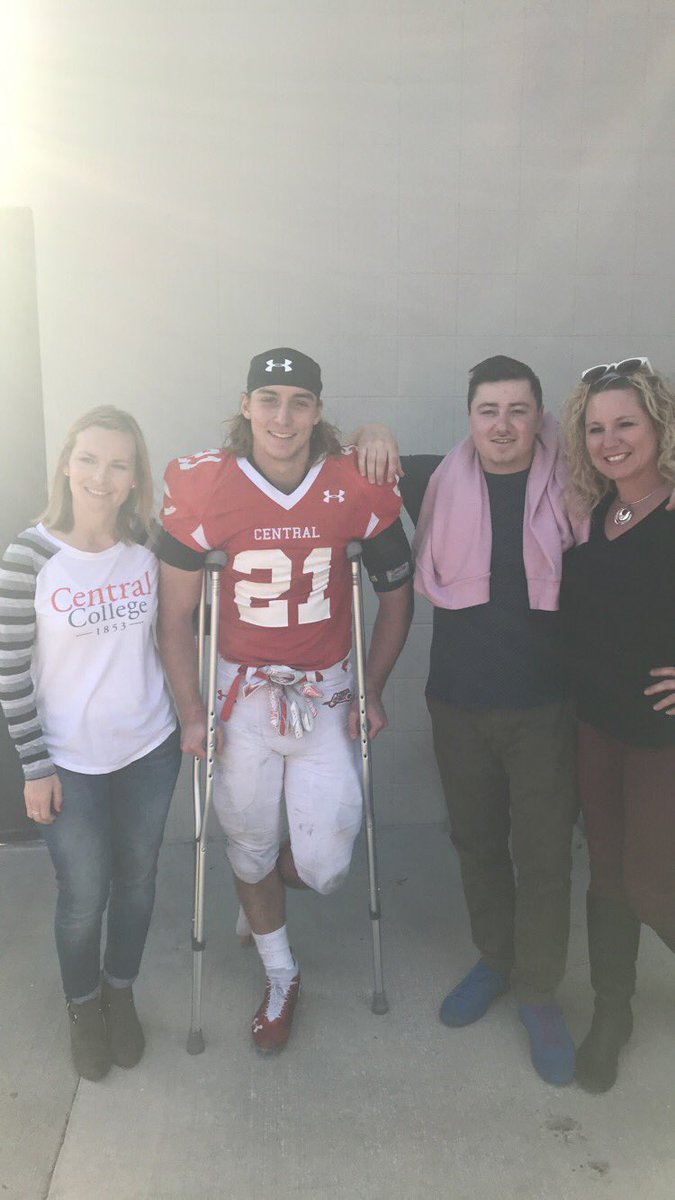 angelachavez77's tweet photo. So proud of you Drew Smith ! #firstbornsons https://t.co/cGJ0fVAkP9