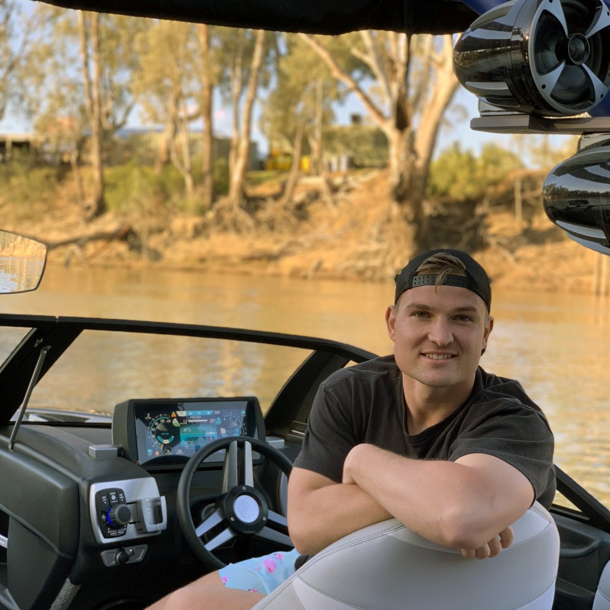 Should I have lunch in Victoria or New South Wales? Decisions decisions…. <a href="/Telstra/">Telstra</a> #morecoverage #perfectviewing