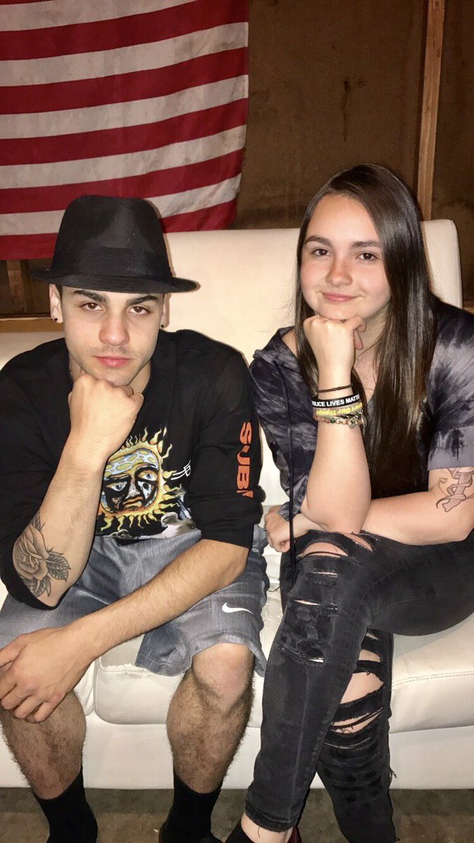 Marissa_M16's tweet photo. shoutout to @DinoFerreira17 on his 21st!! love you homie 🍻 https://t.co/c7lzbBNftO