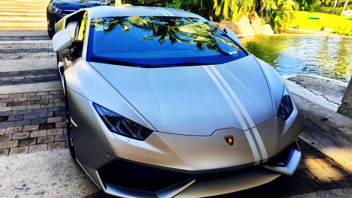 barisomj's tweet image. Naves de lujo en VIDANTA. 

—😎

#CuandoConectoCon #DomingoDeGanarSeguidores #MexicoGP #Acapulco #28Oct #AMáximaVelocidad #Acapulco