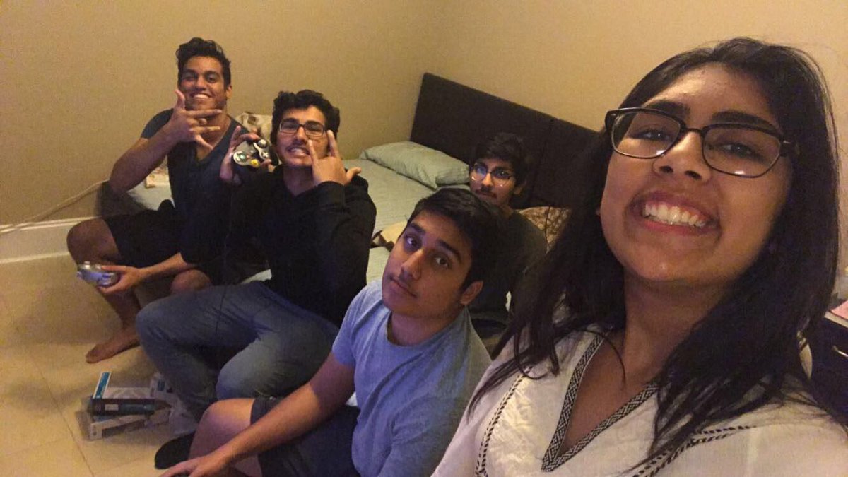 SaadiyahQ's tweet photo. Qureshi gang for lyfe #1year #missingyouforever https://t.co/nDoj2G8U4n