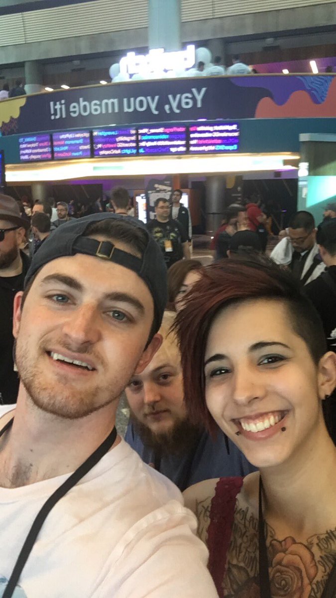cup_of_copy's tweet photo. Killer weekend @TwitchCon with @xCanadaEhx @PrlyColdBlooded @Rjosh_XG &amp; @PCTrojan, looking forward to next year and more laughs in stream until then! https://t.co/gIYOGFetek