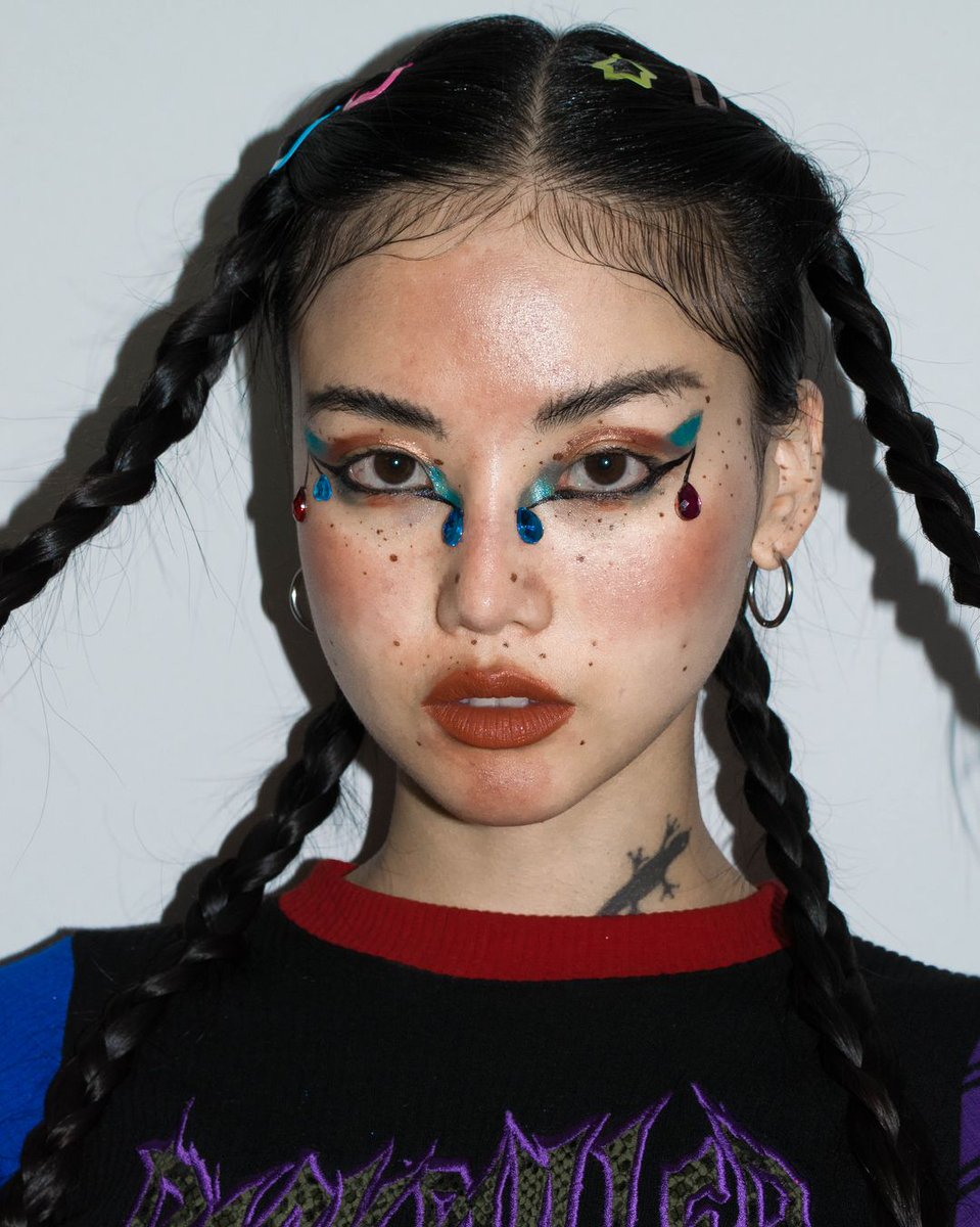 MLMA IS MORE THAN JUST WAVY EYEBROWS

oboypress.com/single-post/20…

#magazine #zine #music #art