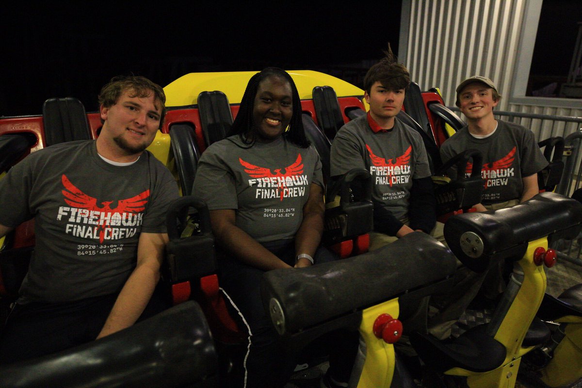 KingsIslandJobs's tweet photo. Our Firehawk crew took one final spin tonight after park close! Here is the last yellow train ever. Thank you to our hard working rides team! https://t.co/Chy0S3SHD0