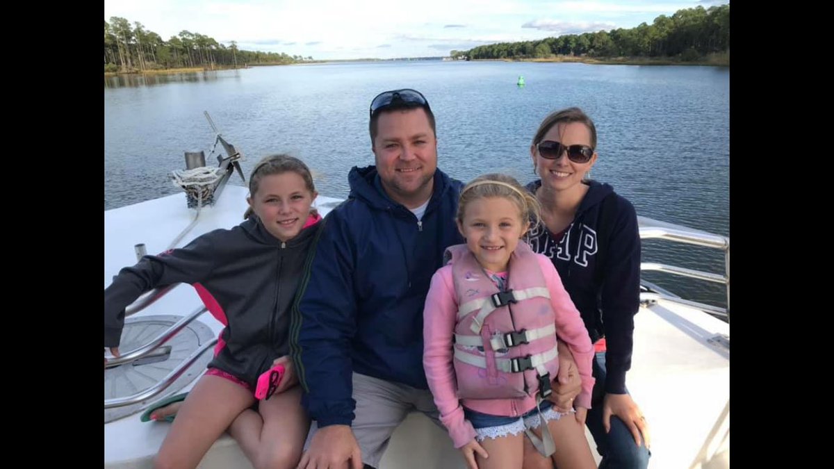 Grubbsy80's tweet photo. Twitter worthy. #FallBreak2018 https://t.co/8t1R2nU1js