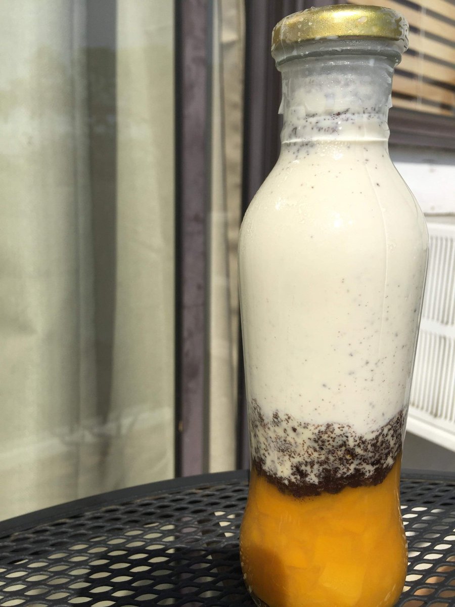 HajaAminah's tweet photo. Flavored fresh milk.
#MangoOreo https://t.co/r7oiGwwoay