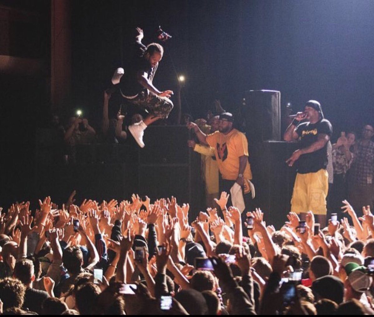 therealredman's tweet image. INCASE YOU FORGOT 
HOW HIGH I GET !!