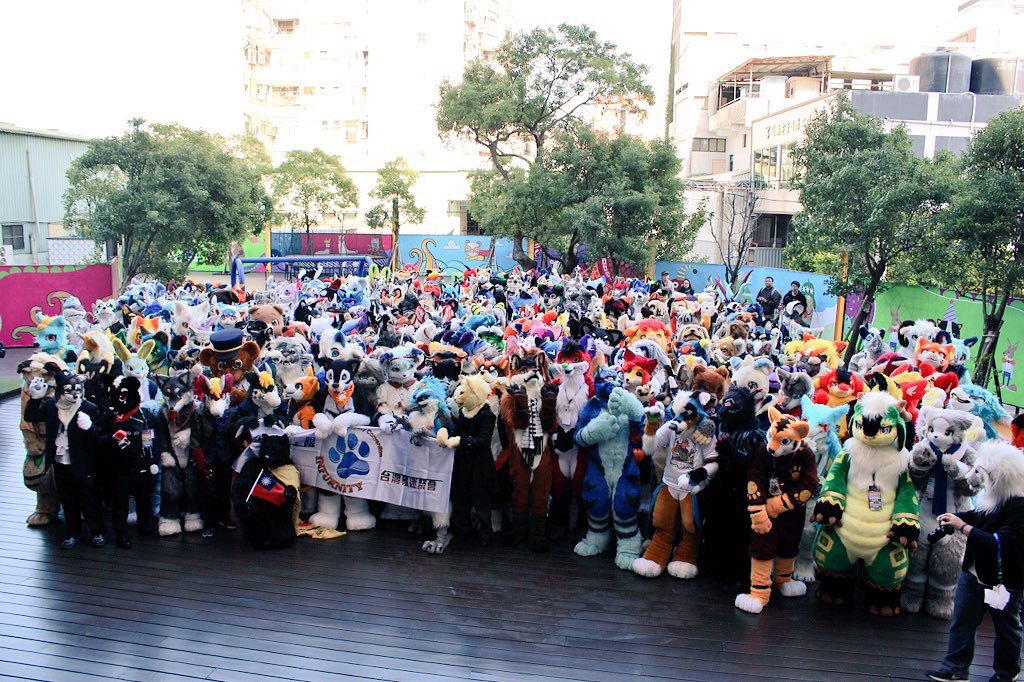 AcTVoR's tweet photo. 台湾のイベントInfurnity2018 めっちゃ楽しかった💙💙💙💙✨✨
また来年も行きたい💙💙💙💙
#Infinity2018 https://t.co/XmuwU9lfvt