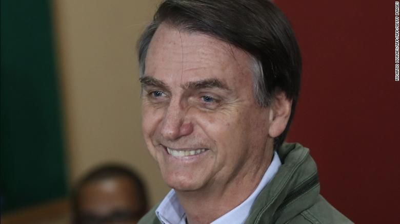 Wallesca_C's tweet image. With a campaign strongly based on social media Jair Bolsonaro is declared the new president of Brazil.
buff.ly/2z9eJQK
@NancyMancini 
#socialmedia #marketingstrategy