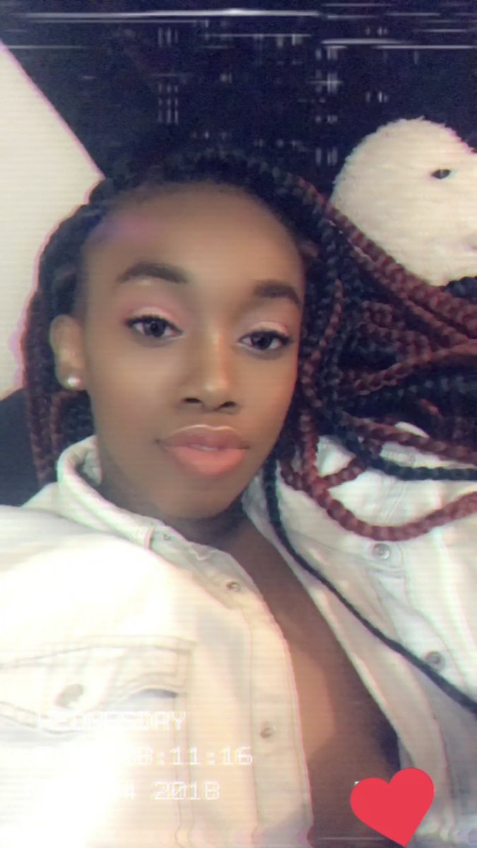 hooplaaa_'s tweet photo. homecoming was tโd i was drunk the whole week ๐ literally in every single one of these pics ๐ #TXSUHOCO2k18 https://t.co/Q9kBbM8O9B