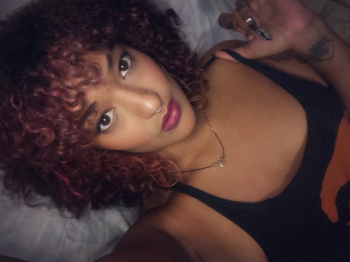 I cut my own hair today. It came out a little 80's but I'm pretty happy about it... https://t.co/U96<a href="/tag/newprofilepic"class="tags"><span>#newprofilepic</span></a>