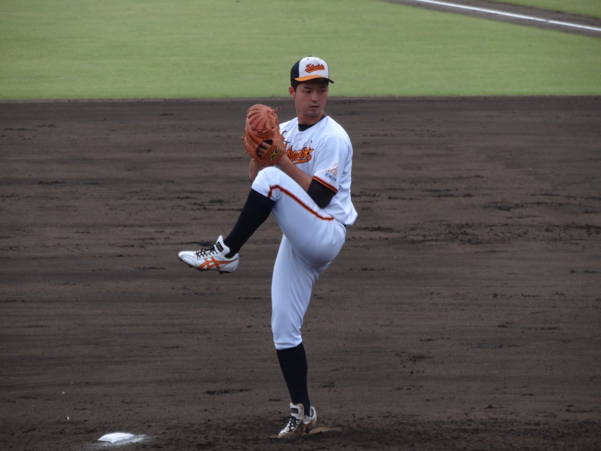 東都大学野球連盟 Pa Twitter 5回終了 部 本日の試合 府中市民球場 拓殖大 2 8 専修大 写真 1枚目 拓殖大学 佐田 2枚目 拓殖大学 佐々木 3枚目 専修大学 山田 克 4枚目 専修大学 火ノ浦