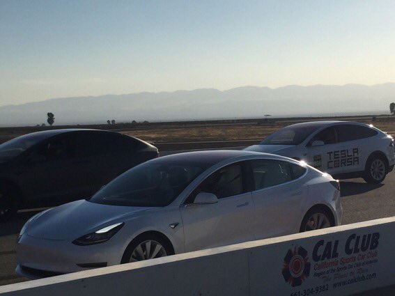 Sofiaan's tweet image. I love this one of my #Tesla #TeslaModel3 at #ButtonWillowRaceway last weekend.
