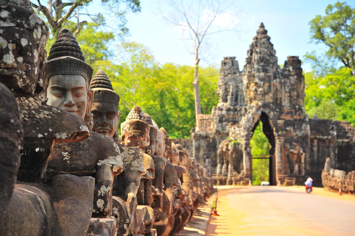 yuktravel's tweet image. Kamu mau berkeliling Angkot Wat dan menjelajahi Siem Reap? Yuk ikuti 4D/3N Favourite Siem Reap Full Tour With Angkor Wat dengan harga awal Rp 3,7 jutaan per orang 

Klik yuk.travel/2I2LlQl untuk info lebih lanjut

#Yuktravel #AngkorWat