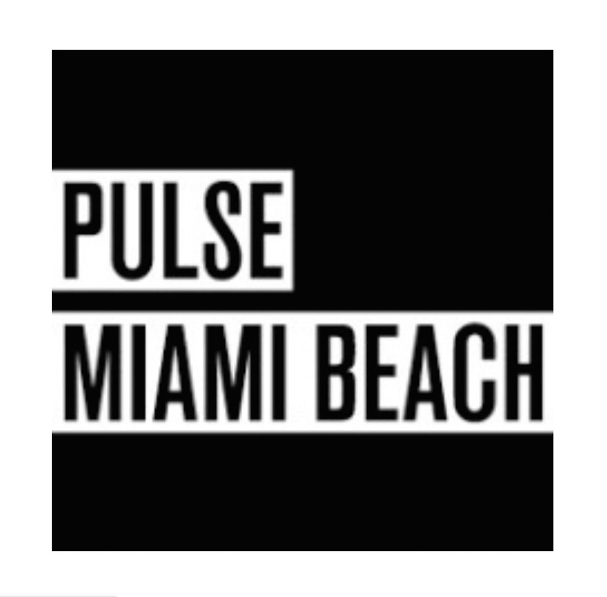 SusanGunnArtist's tweet photo. Excited to be exhibiting with #BoLeeGallery @PULSEArtFair | Miami Beach | USA @artsy https://t.co/x82jtynpUH  https://t.co/o6mDV5NbkS https://t.co/7UFvWJJqcv