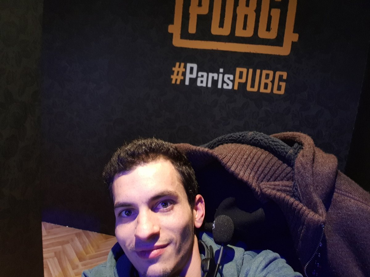 En live depuis le stand <a href="/PUBG/">PUBG: BATTLEGROUNDS</a> #PGW2018 ! Pour voir @THZ_PUBG humilié c'est ici : twitch.tv/pacifae