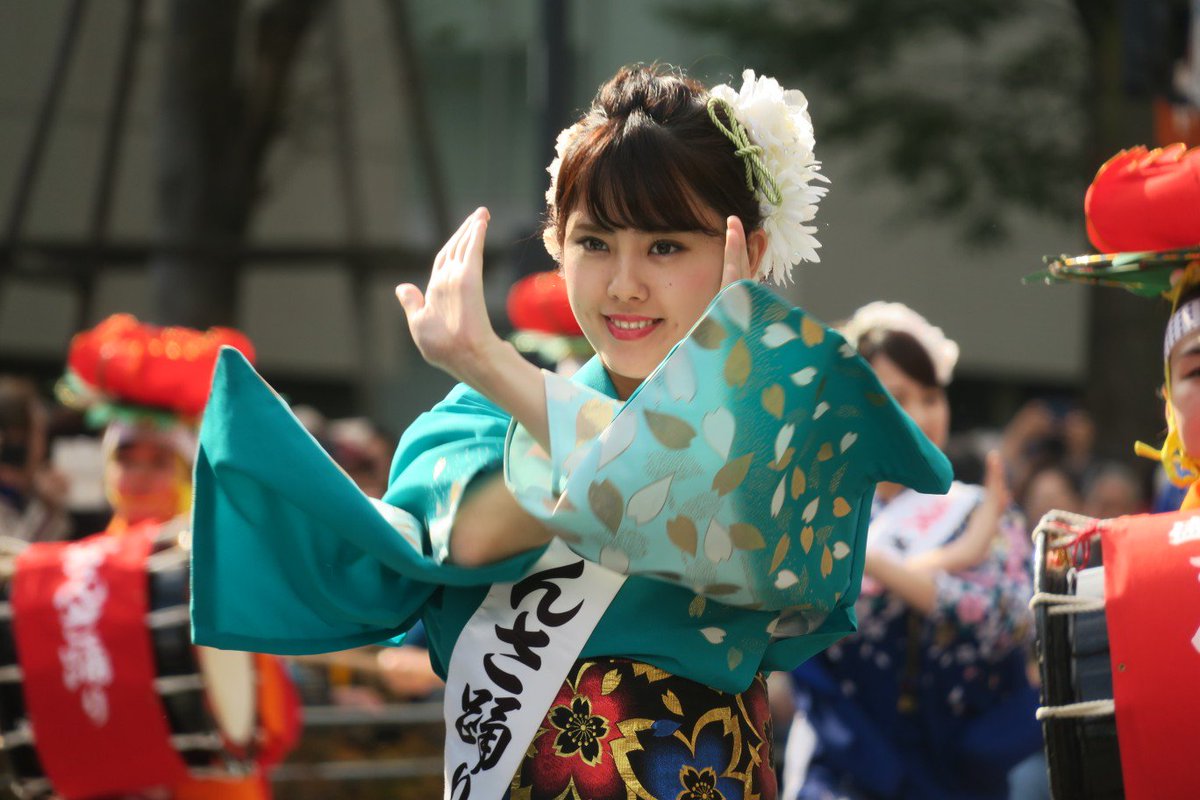 ふんばろう岩手プロジェクト 東京 中野の 東北復興大祭典 東北絆まつりパレード 岩手からは盛岡さんさ踊り 18年のミス さんさ踊りさん2名に16年ミスさんさ踊りさんog3名の本場盛岡でもなかなか見れない豪華な混成チームでした ふんばろう岩手プロジェクト 東京 中野の 東北復興大祭典 東北絆まつりパレード 岩手からは盛岡さんさ踊り 18年のミス さんさ踊りさん2名に16年ミスさんさ踊りさんog3名の本場盛岡でもなかなか見れない豪華な混成チームでした