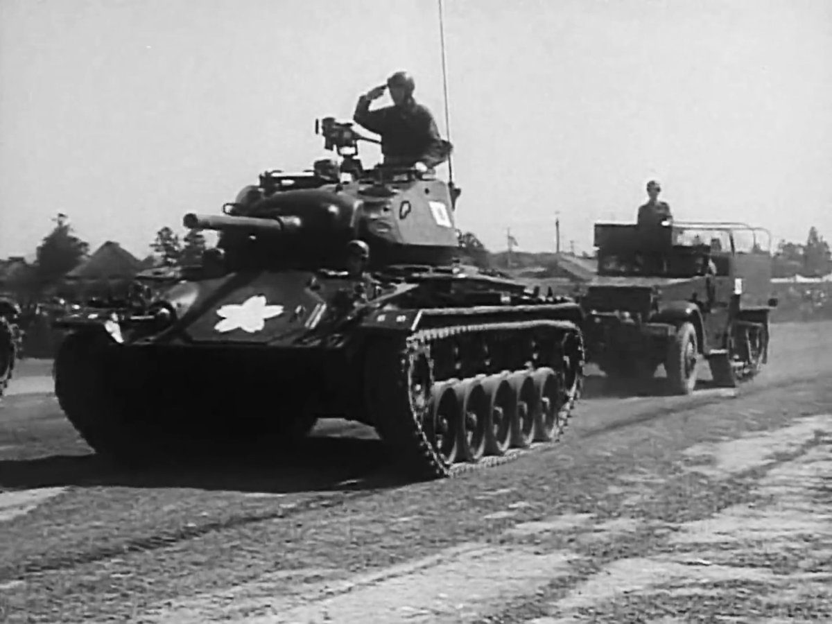 日本戦車bot on Twitter