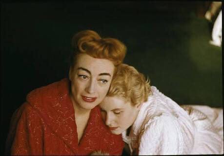 AllTC_'s tweet photo. #JoanCrawford and #ChristinaCrawford photographed by Eve Arnold, 1956. https://t.co/Xr2pyNPqGQ