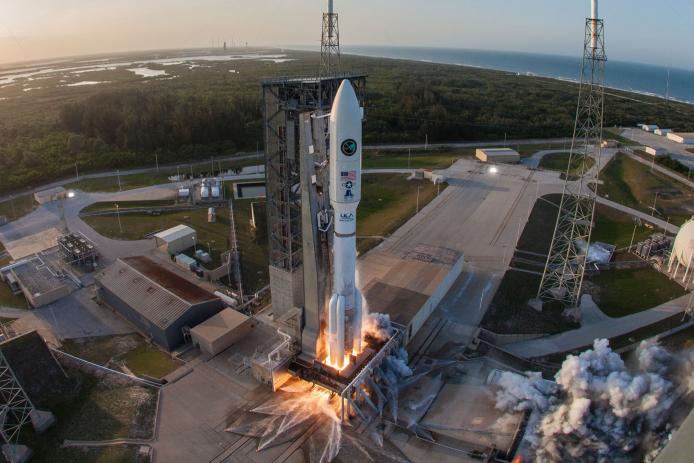 RTX_News's tweet photo. If you think it’s hard to find a needle in a haystack, try doing it from space. See how our IRISX will help the DoD explore remote sensing applications: https://t.co/NOYO1ubLmq #IdeasInOrbit Image from ULA. https://t.co/HN7T7eIV3C