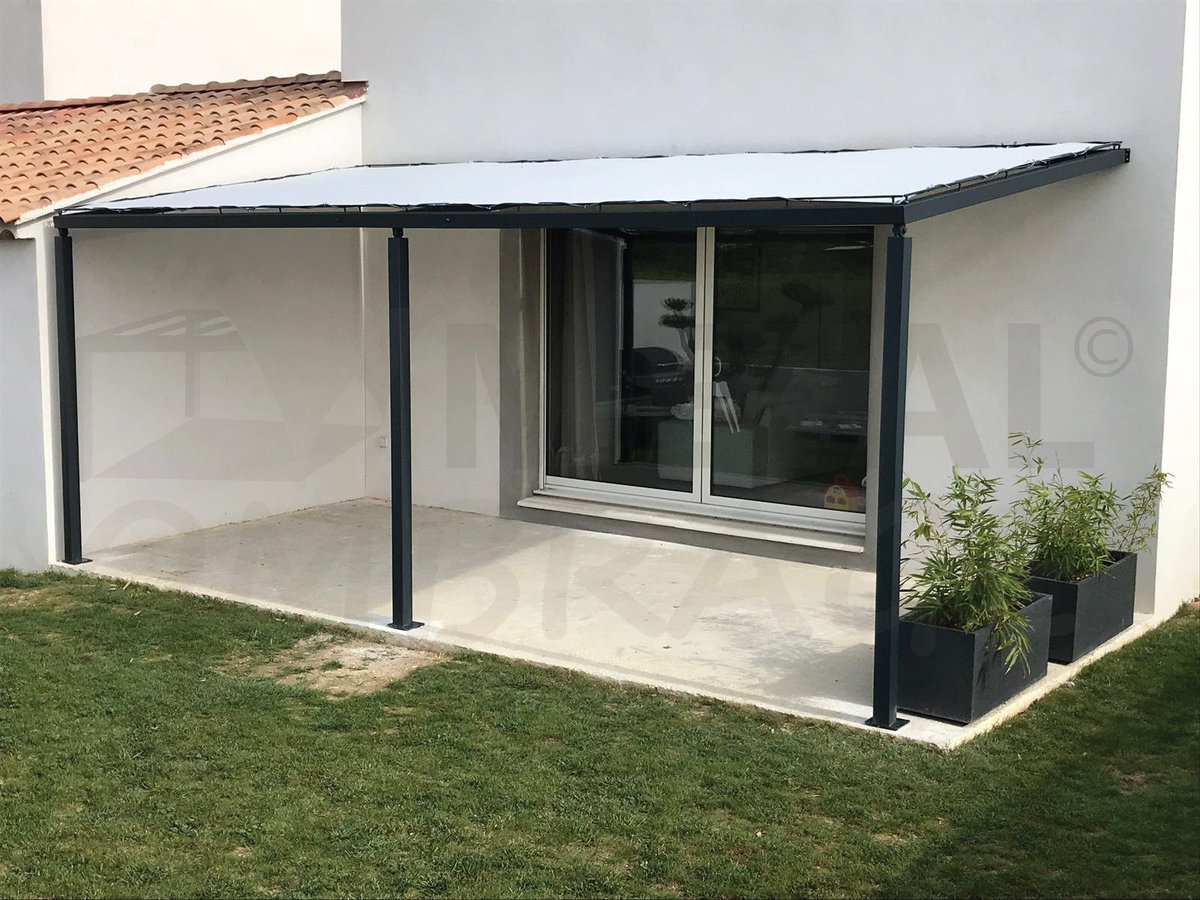 MOmbrage's tweet photo. Fabrication et Installation d'une #PERGOLA moderne dans une residence à Gignac-La-Nerthe par #METALOMBRAGE https://t.co/Ykpa0PyyqQ