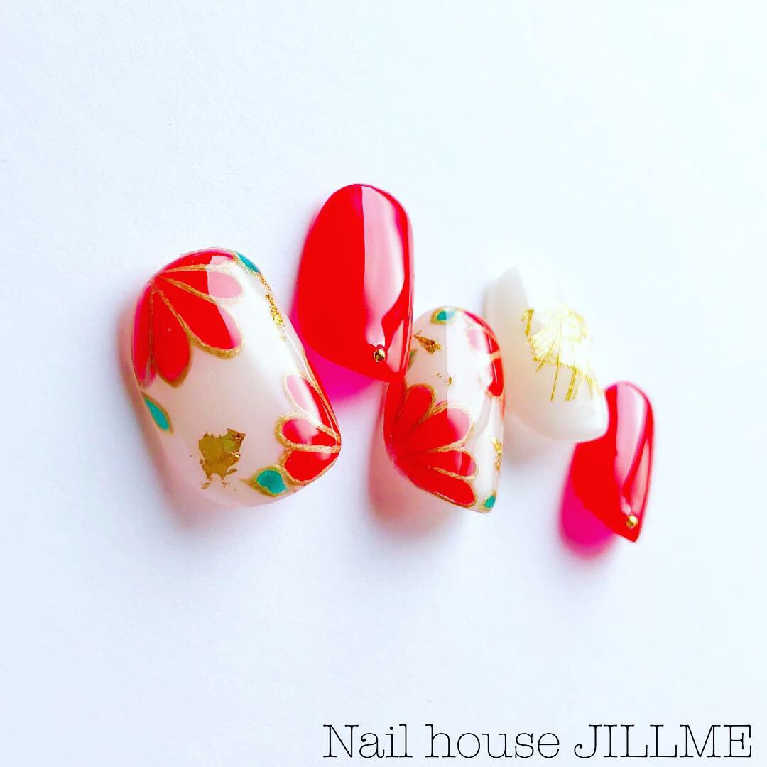 O Xrhsths Nail House Jillme アクセサリーも販売中 Sto Twitter 成人式ネイル ただ今こちらが人気です 祝い菊と西陣織金銀糸の晴れ着nail 紅 T Co Ijd2afdiqz こちらの作品は Minnecom さんで販売中です その他作品はこちらから T